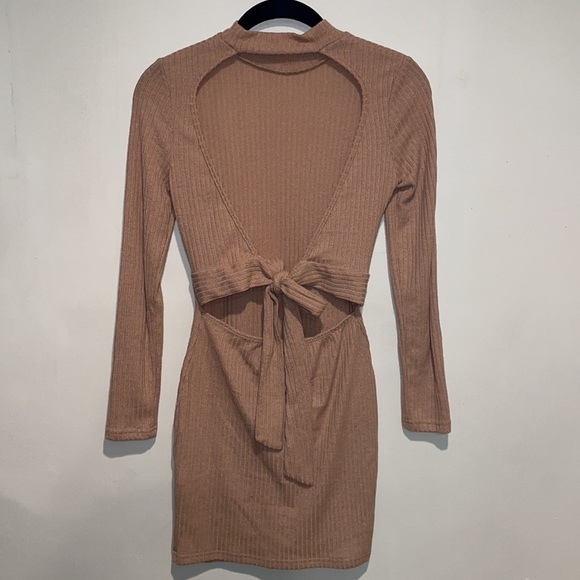 Shein Open Back Knit Sweater Dress. Size XS. EUC - Picture 4 of 8